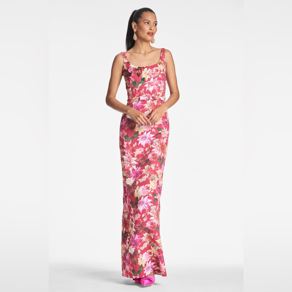 Sachin & Babi

Lana Floral Belted Column Gown.